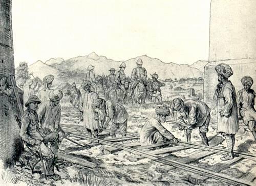 Indiske soldater og civile arbejdere reparerer en jernbanelinje i Kina, ca. 1900 6). Hvorvidt de to jernbanekompagnier i Ekspeditionskorps B er identiske med de oprindelige kompagnier, vides ikke.