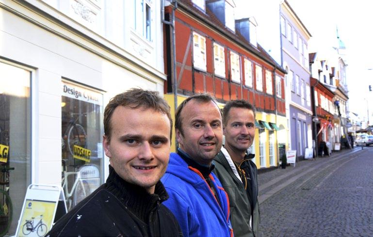 Brødre ved penslen Anytime is Brødrene Klaus, Hans Jørgen og Jesper Folkmann er ikke blot brødre privat, men også i Malerfirmaet Brdr.