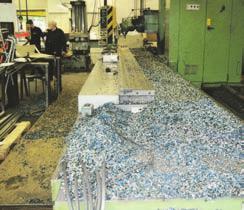 gør sig også i år indenfor kantbukning, klipning, lokning og kantpresning på Euro- Blech 2008. Maskinerne bygger på mere end 100 års erfaring med hydrauliske presser samt buk og klip i metalplade.