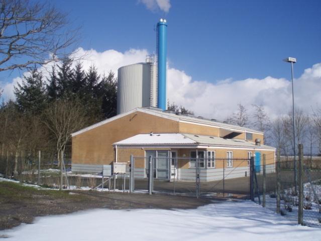 Grindsted/Uggerhalne Kraftvarmeværk (GUV) Kapacitet El Varme 2 x 0,79 MW 2 x 1,25 MJ/s + 2,4 MJ/s Miljøgodkendelsesdato 17. januar 1992 Listepkt. G201 P-nr. 1.010.513.