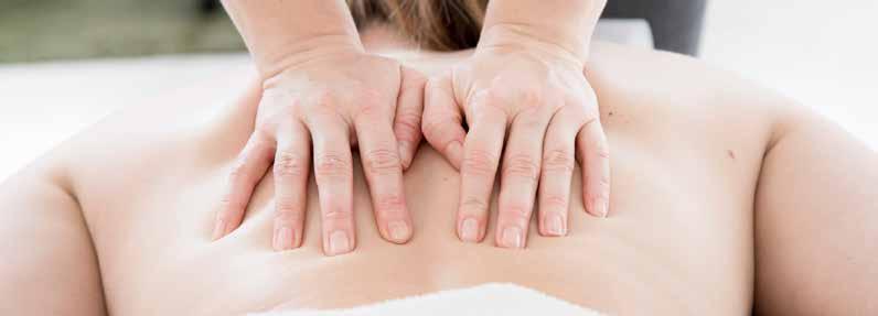 Restitutionsklinikken tilbyder fysiurgisk massage/ sportsmassage, som tager udgangspunkt i kroppens anatomiske opbygning, og hvor der arbejdes