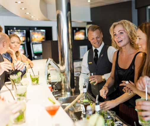 AKTIVITETER OM BORD På Oslobåden er der ikke langt mellem de sociale aktiviteter. Vi tilbyder blandt andet vin-, øl- og champagnesmagning.