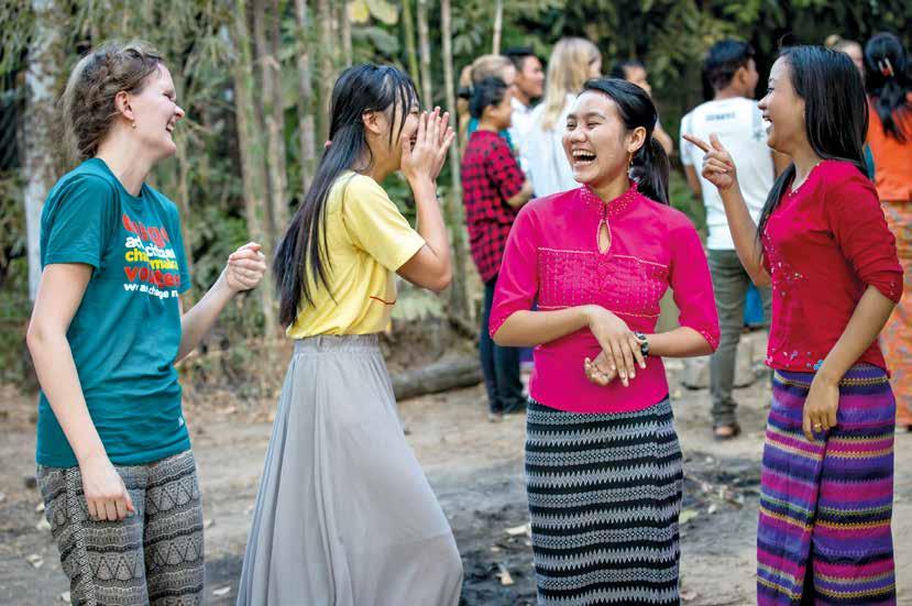 Beskrivelse Eleverne skal lytte til historien om Yen Shin i Myanmar. Bagefter skal de i grupper besvare nogle spørgsmål (Tip 10 rigtige). De må gerne lægge en taktik for at huske detaljerne, f.eks.