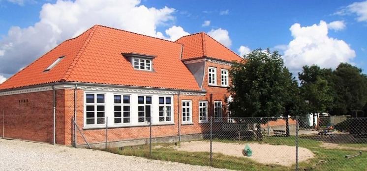 Veddum.dk 14/11 2018 Den gamle skole i Veddum Leo Korsgaard i Veddum.