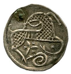 Hedebymønt fra 800-tallet fundet ved Nørholm. Diam. 1,9 cm. Arabisk dirhem fundet ved Nørholm.