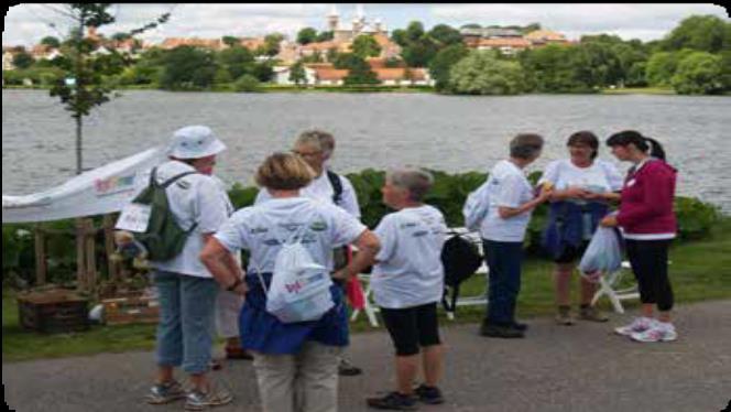 Herudover får du en Bryd Grænser T-shirt, en kasket og en lille rygsæk samt en uforglemmelig oplevelse sammen med andre, i den skønne natur omkring Viborg.