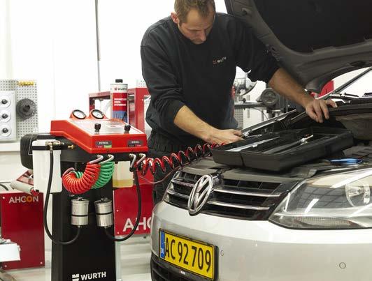 dagligdag. ADDITIVER BILPLEJE Se hvordan effektive additiver holder bilens motor ren, så dine kunder er godt kørende. Du kan også høre mere om vores koncept Bedremotor.