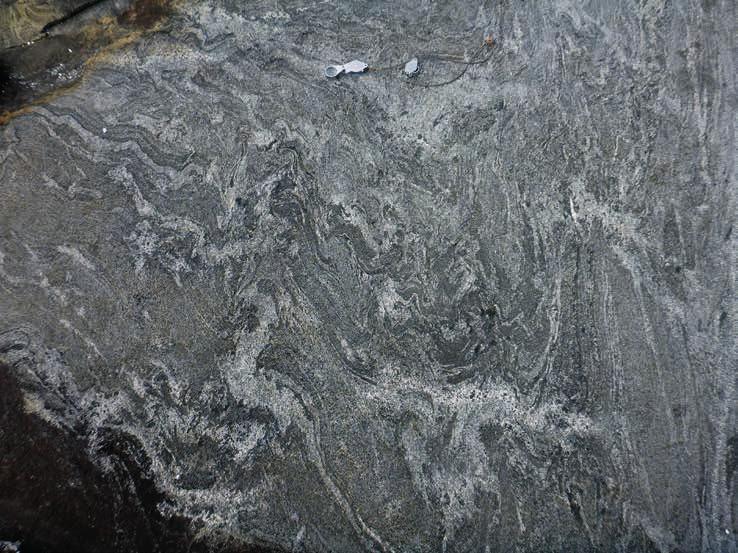 Mineraler og bjergarter i Grønland Migmatit (metamorf) Hvis en gnejs udsættes for endnu mere varme, begynder den at smelte. Det er blandt andet hér, granitisk magma kommer fra.