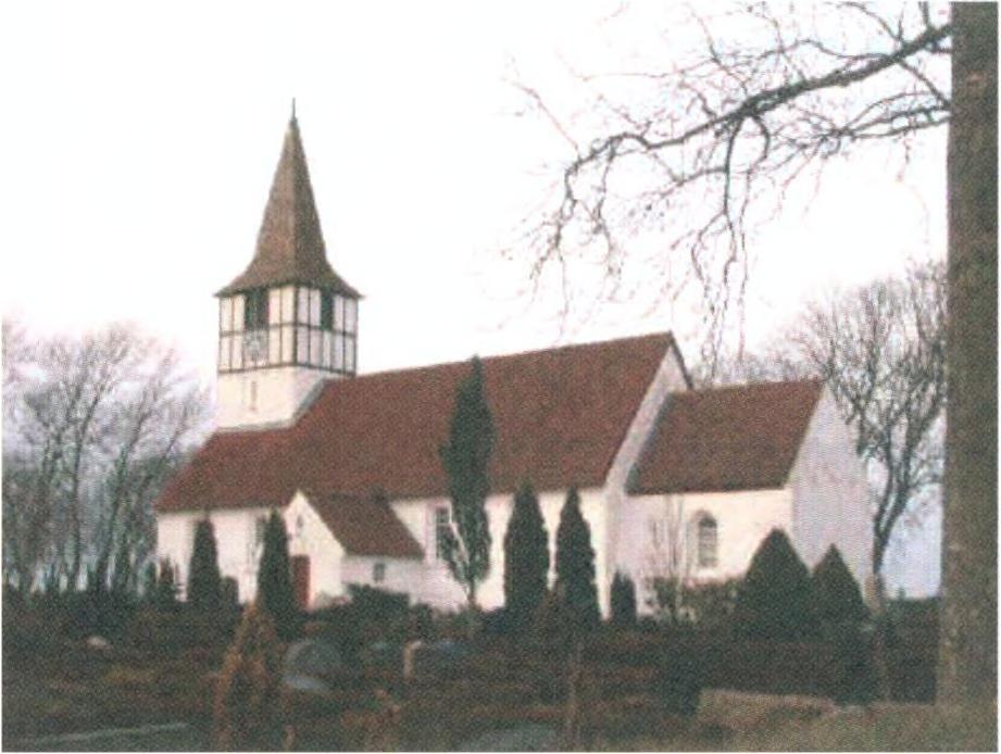 Gården blev drevet med hjælp fra svigersønnen. Poul Christensen har i Hanen nr. 8/1999 fremsat den teori, at Just Mortensen har udbygget den lille romanske kirke i Suldrup.