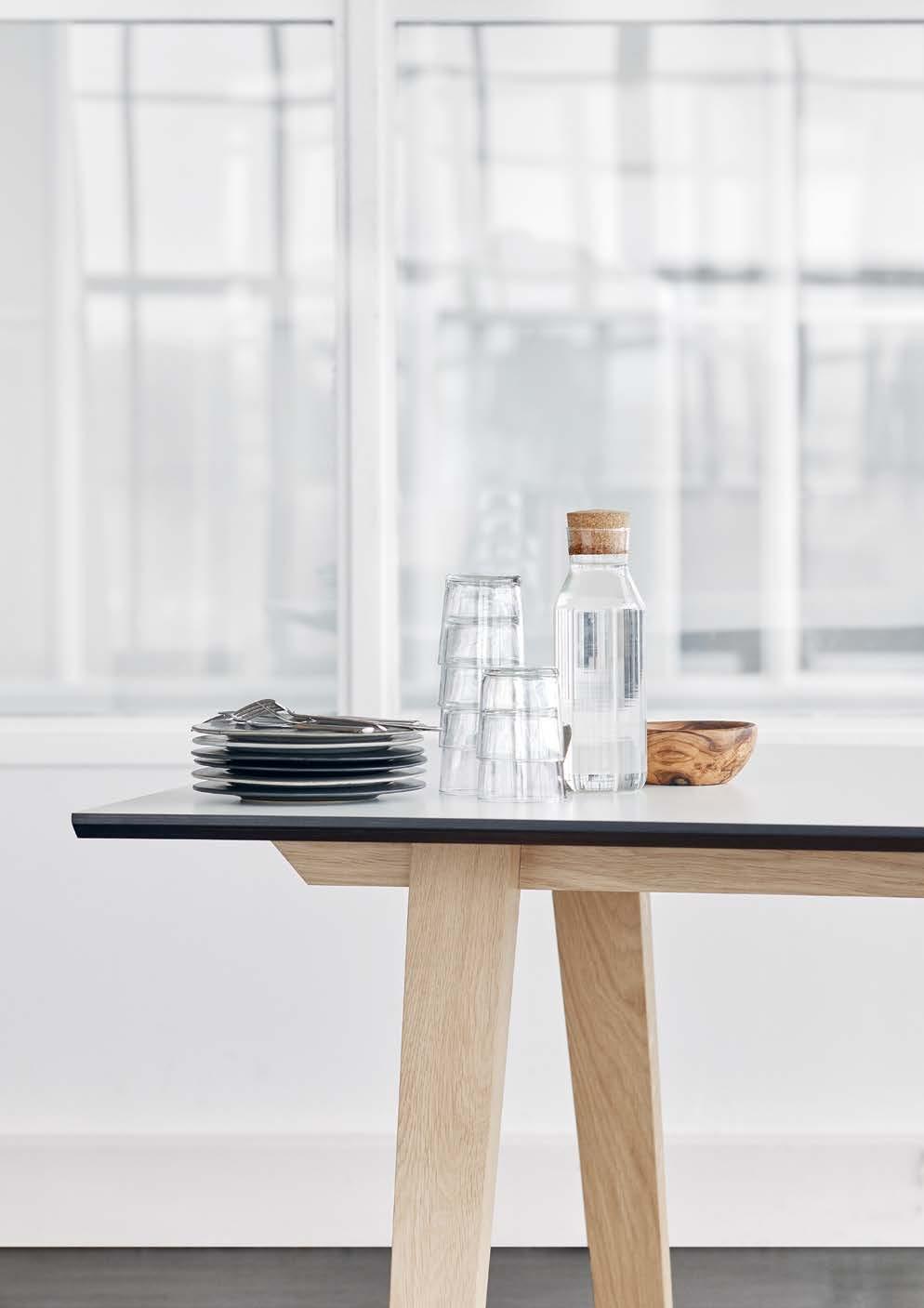 BIFROST DESIGNED BY STRAND + HVASS Bifrost bordet er dansk design, når det er bedst.