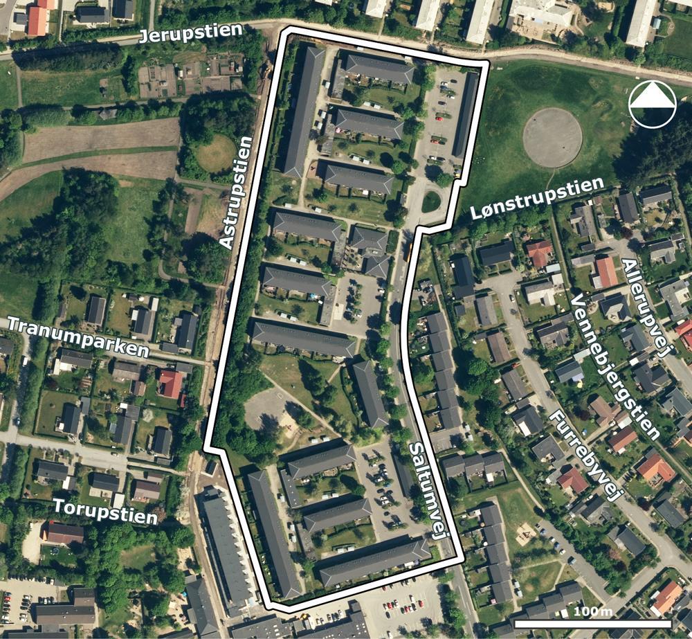 Oversigtskort Formål og baggrund Lokalplanområdet består i dag af 12 boligblokke, der er placeret i grønne omgivelser, med fællesaktiviteter og 3 store parkeringsarealer ud mod Saltumvej.