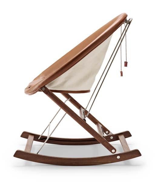 ab001 anker bak 2017 Rocking Nest Chair fremstilles med korpus i en kombination med kanvas på ydersiden og læder på indersiden eller med kanvas på begge sider samt pude i læder.