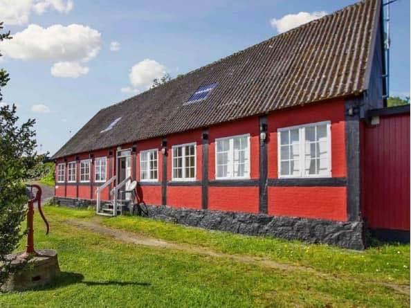 bygningen i fremtiden. Baggrunden er at Dansk Håndværk gerne vil styrke håndværksuddannelsen i Danmark, ikke mindst ved at gøre lærlinge stolte af deres fag.
