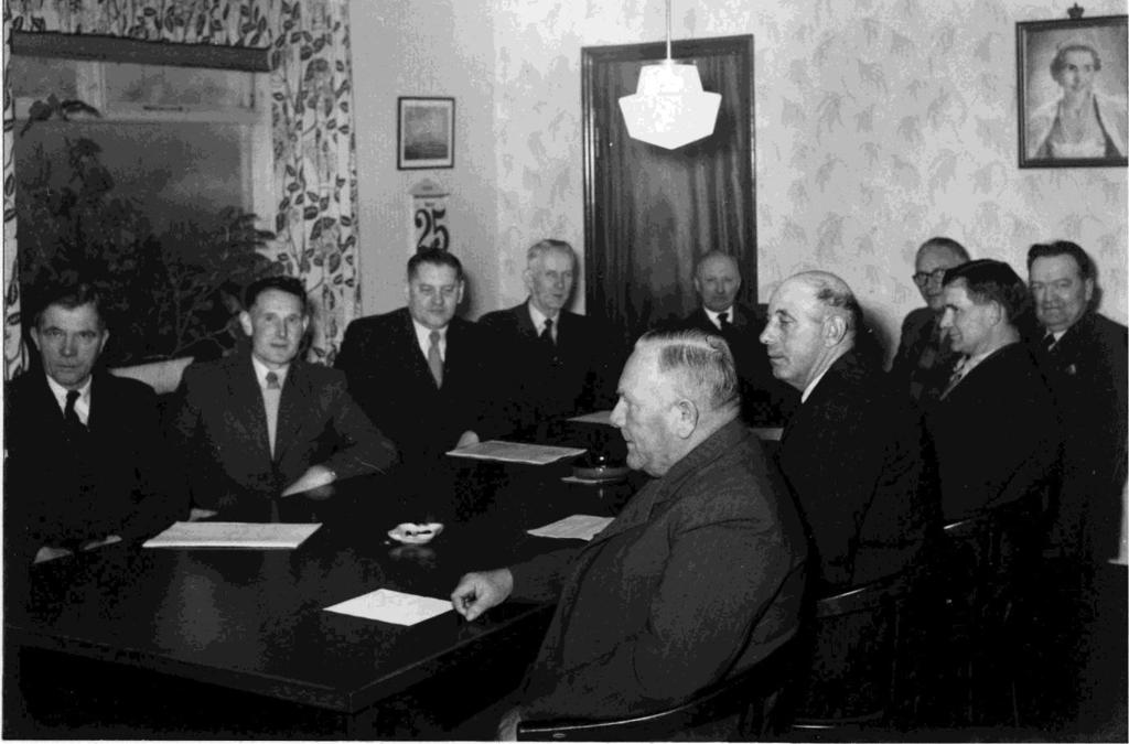 Jerslev Sogneråd 1950 1954 Fra højre. Jacob Christensen. Anders Thomsen Jerslev. Peter Jensen Klammerbak Sterup. Chr. Nielsen Sterup.