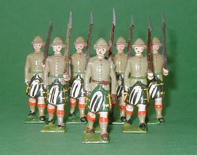 Britains katalognummer 1901: Cape Town Highlanders. Cape Town Highlanders Britains fremstillede de fleste af sine skottefigurer i paradeuniformer eller tidlige feltuniformer.