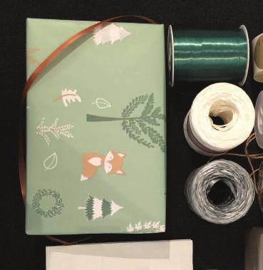 50 Gavepapir, jul, støvet grøn m/ræv, coated 195,- 9 2019-57865-70 70