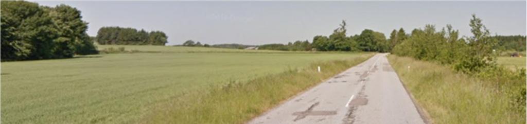 Figur 6-3: Udseende af Slimmingevej med angivelse af vejbredden. Kilde: Google Street view. Bjerredevej er en mindre fordelingsvej i åbent land.