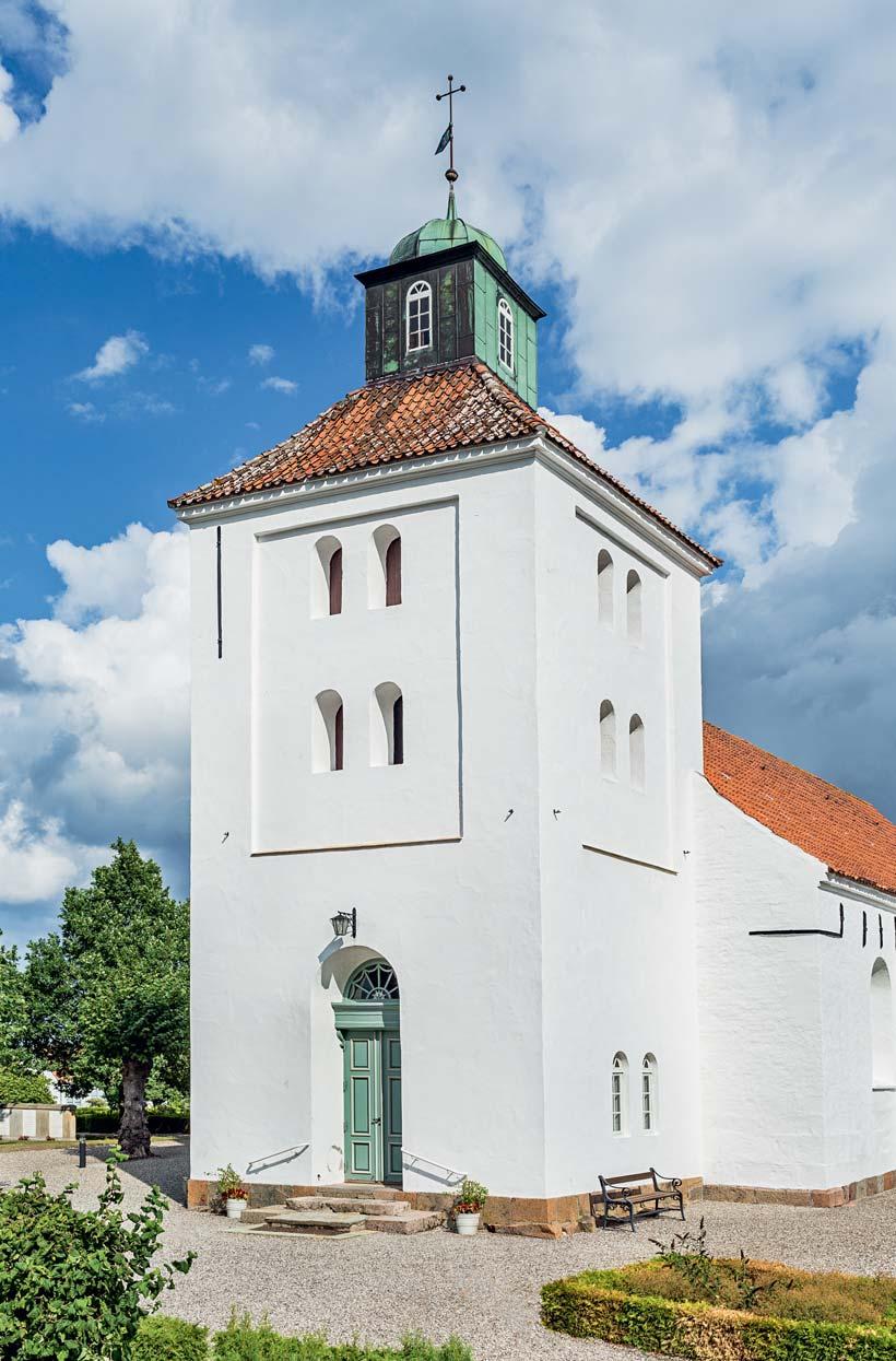 KROGSBØLLE KIRKE SKAM HERRED. Fig. 1. Kirkens omgivelser. Foto ...