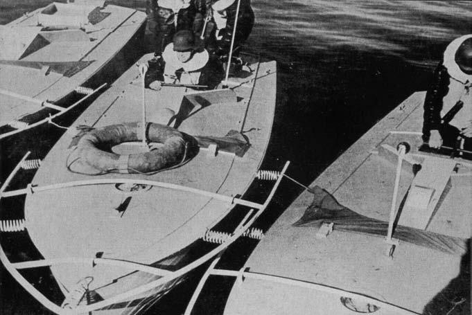18 De tyske soldater havde placeret en sprængladning mellem bådens bund og motor sådan at begge dele blev ødelagt. 51 Dækket var blæst af, og båden kunne ikke reddes.
