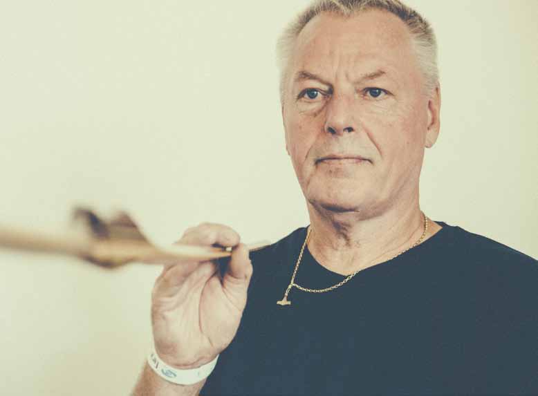 Birger Toftdahl, buemager og musiker Birger Toftdahl (f. 1950) er uddannet snedker, og i dag bygger han buer, som bruges i konkurrencer og til jagt.