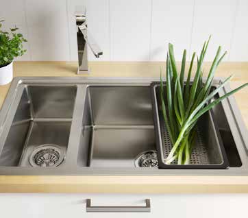 Hvis du tit vasker op i hånden eller mangler bordplads, kan de fleste af vores vaske suppleres med praktisk tilbehør, f.eks. skærebræt og skyllekurv.