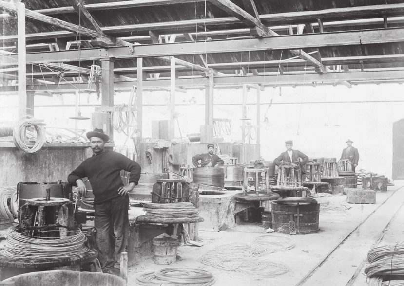 Der var mange gentagne arbejdsmomenter på trækkeriet på NKT s fabrik, hvorfor der blev indført tidsstuderede akkorder o. 1911.