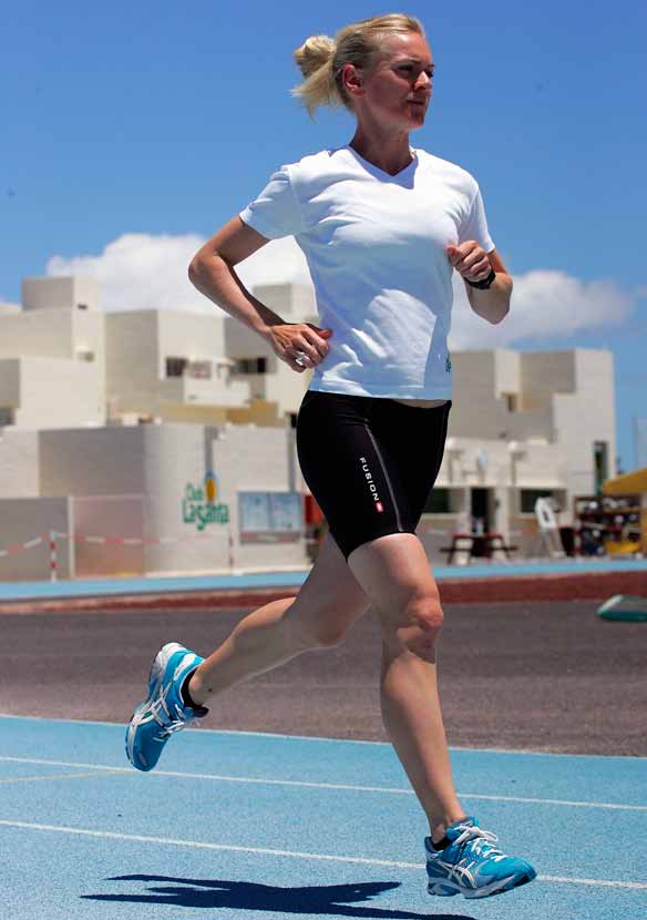 været multisportsinstruktør i Green Teamet på Club La Santa og har fortsat nær tilknytning til stedet, da han hvert år hjælper til med eventugen Running Challenge i november.
