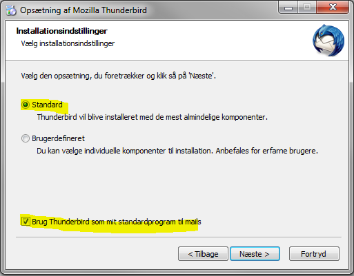 Start med at downloade mailprogrammet Thunderbird herfra: https://download.mozilla.org/?product=thunderbird-24.3.