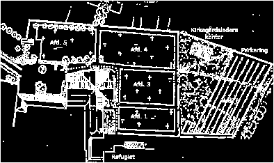Side 3 Løgumkloster Kirkegård Munkene blev begravet i det nord,- og østlige hjørne, af den gamle del på kirkegården, hvor der i dag er gravsteder. Der er fundet dele af murede grave fra denne tid.