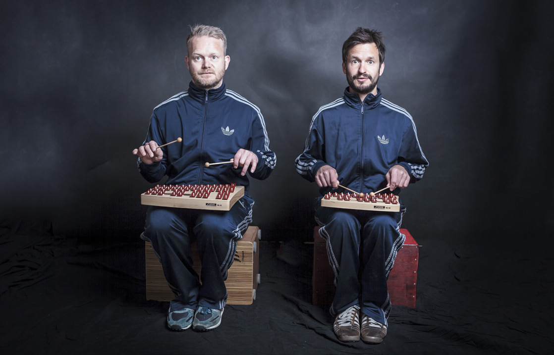 Funky Currywurst Brothers Holy Schnitzelburger Musik i Tide Målgruppe: Mellemtrin Genre: Stomp/Perc.