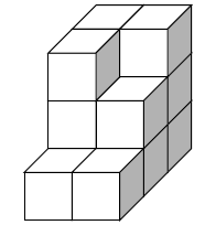 Side 6 af 8 Opgave 4 (560314) Terning-trilling En terning-trilling ser sådan ud: Den består af tre lige store terninger, der er sat sammen.