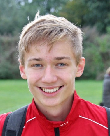 Johan har dyrket atletik siden han var 10 år. Han blev således øst-dansk regionsmester på 60m som 11-årig. Johan har haft en stabil fremgang på sprinterdistancerne.