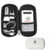 Nødlader 400 mah i praktisk etui med SEAT logo 3- i-1 kabel til IPhone 5, 4 og Micro-SIM.