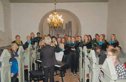 Set & Sket i Boddum - Ydby - Heltborg Adventsgudstjeneste Det siges, at julen er traditionernes fest, alt skal være, som det plejer at være og sådan er det også i Heltborg Kirke.
