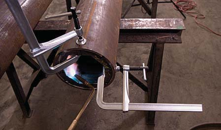 Helsmedede stålskruetvinger Original helsmedet BESSEY GZ stålskruetvinge med knebelgreb 20 % ekstra spændkraft pr. spindelomdrejning pga.