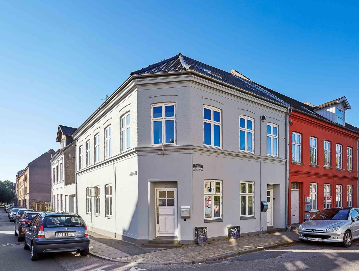 Boligudlejningsejendom Sag 25915 TIL SALG Odense C - Enggade 7 Central beliggenhed 2 lejligheder