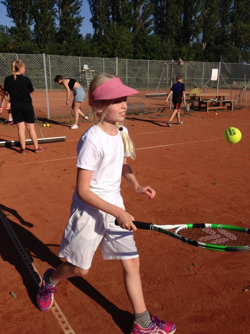 Klar- parat- tennisstart For mellemtrinnet på Nysted skole En dag med tennis (og forhåbentlig