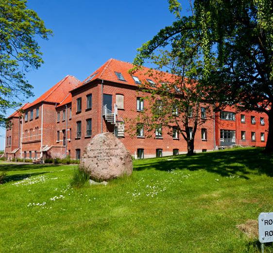 Hvordan kommer man til Rønde Højskole? Rønde Højskole Rønde Højskole ligger i en af Danmarks smukkeste egne Djursland.