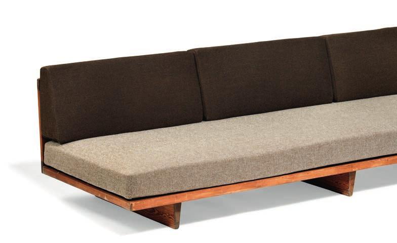 1374 1374 BØRGE MOGENSEN b. Aalborg 1914, d. Gentofte 1972 Rare, long daybed with pine wood frame. Mattress and three loose cushions in back uphostered with resp. light and dark brown wool.