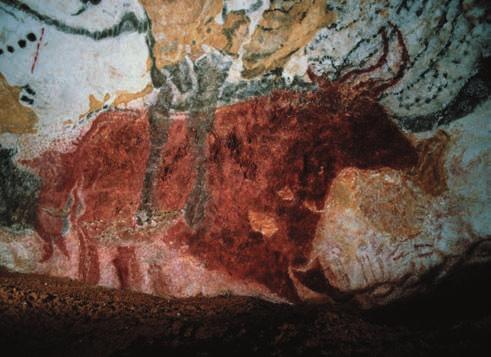 Na zidovima nekih pećina crtali su izvanredne prizore iz lova.