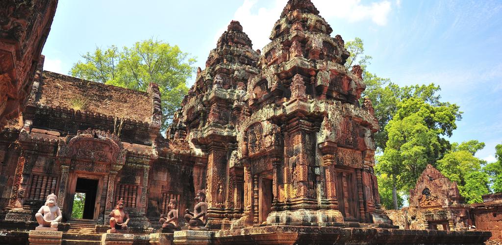 Dag 1 Afrejse fra Danmark Dag 2 Ankomst til Cambodja Ankomst til Siem Reap i Cambodja. Byen er porten til det storslåede tempelkompleks Angkor Wat.