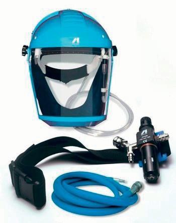 Åndedrætsværn: Støvende arbejde med bly og blyholdige materialer kræver, at der anvendes åndedrætsværn med P3-filter, der kan tilbageholde respirabelt støv.
