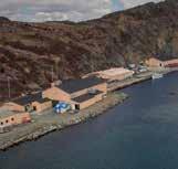 ÅRSRAPPORT 92 93 PRODUKTIONS ENHEDER I CANADA PRODUKTIONS ENHEDER I EUROPA Efter investeringen i canadiske Quin-Sea Fisheries driver Royal Greenland nu 6 fabrikker i