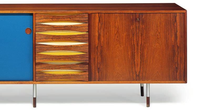 When Arne Vodder designed this low sideboard he also presented what is probably the most loved and iconic piece of Danish storage furniture from the 1950-1960s.