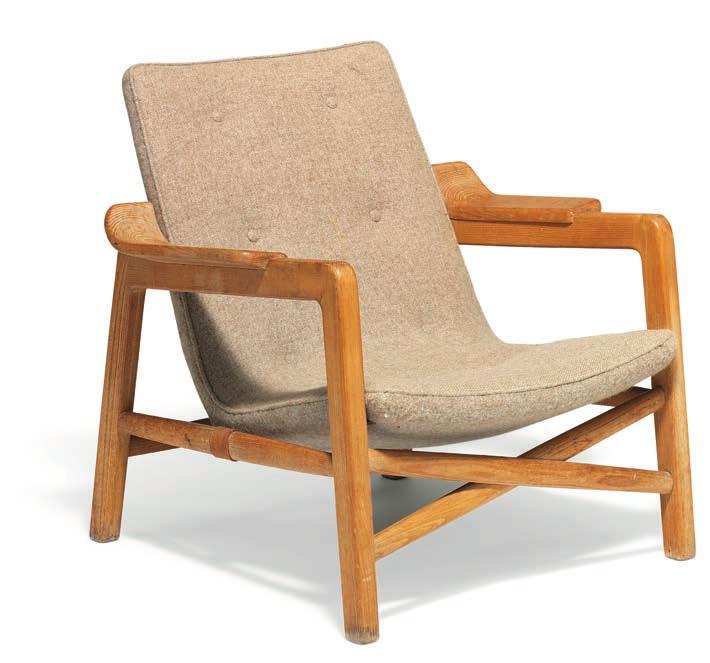 The Kindt-Larsen couple wrote down a few thoughts about the construction of the chairs on the