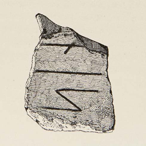 Museum Østjylland Årbog 2015 Fig. 12. Langåstenen 5 er et brudstykke af en runesten fra vikingetiden. Stykket var 36 cm højt, og runeteksten kan ikke tolkes. 1931 blev fotograferet af Erik Moltke.