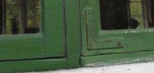 Overfladebehandling - Linoliemaling Afrensning Maling med linoliemaling Farver K Maling af vinduer, døre, porte og snedkerværk For at kunne bevare snedkerværk bedst muligt, skal man sikre sig at