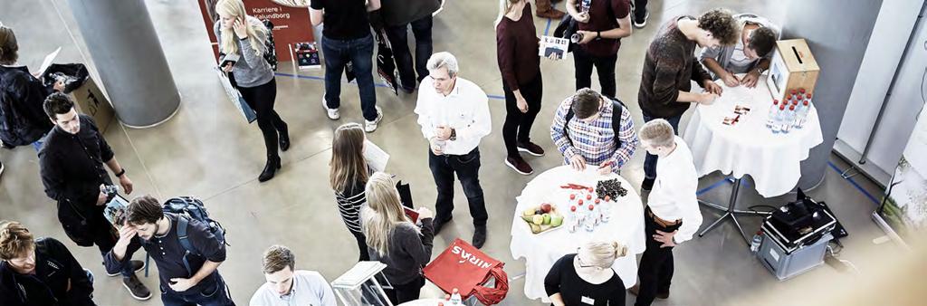 Foto: Carsten Ingemann 7 JOBTRÆF CAREER SECTION In Ingeniøren s job fair themed Career section you can create further awarness amongst the technical specialists of the future.