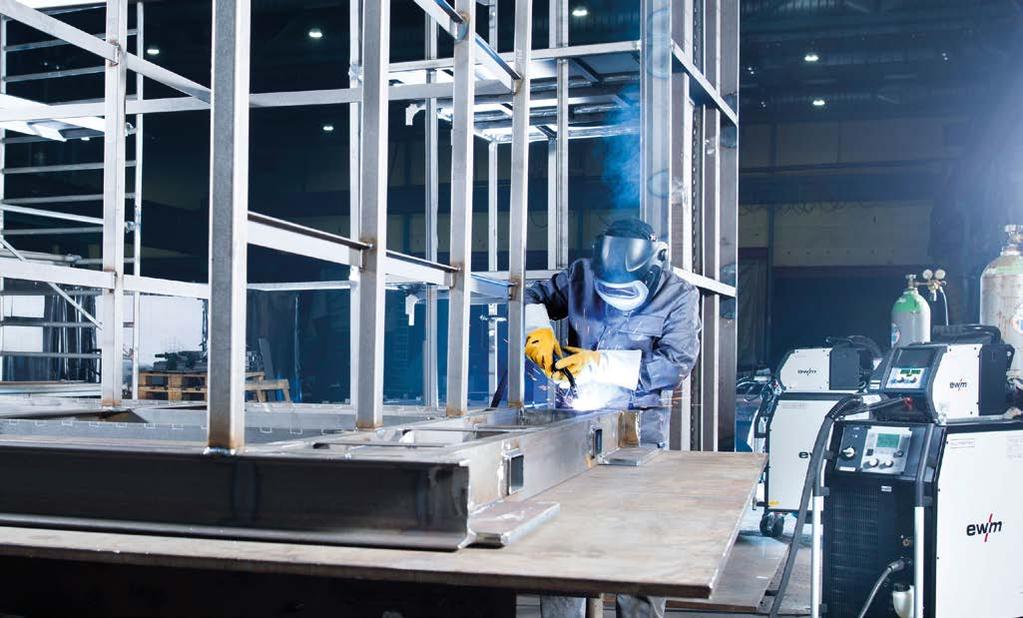 Praksisrapport MESA Metall-Stahlbau GmbH "Mesa sparer takket være EWM og forcearc puls 57 % arbejdstid og herved betydelige omkostninger" EWM understøtter adgangen til nye forretningsområder "Mange