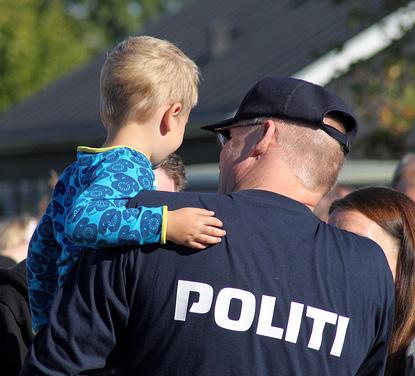 BORGERNES TRYGHED Københavns Politi har i 2016 søgt at højne den synlige, tryghedsskabende tilstedeværende i områderne, hvilket har været udfordret af ressourcetrækket på lokalpolitiet p.g.a. den generelle sikkerhedssituation.